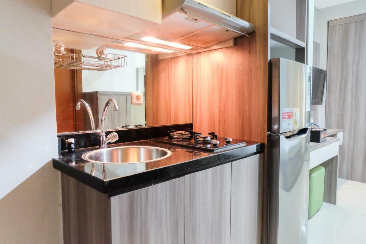 Comfy Studio Apartment Woodland Park Residence By Travelio Jakarta Exteriör bild